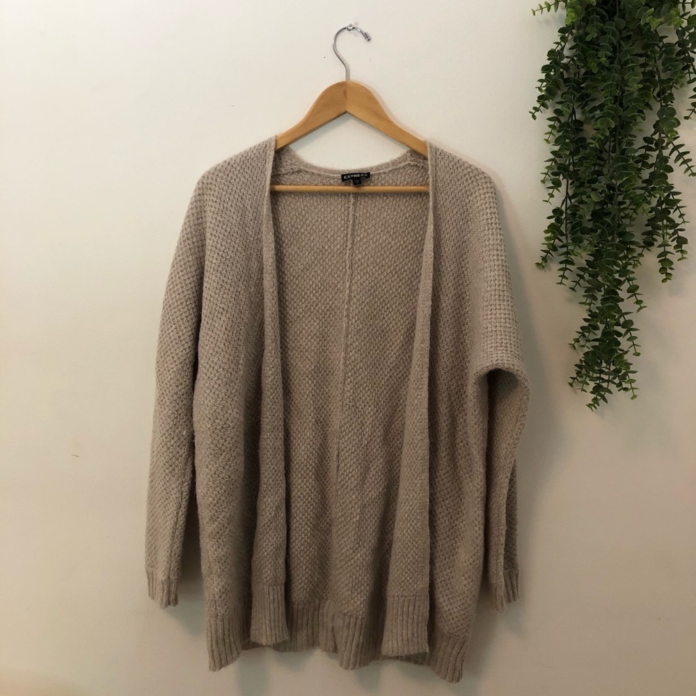 ★ Express | knit cardigan